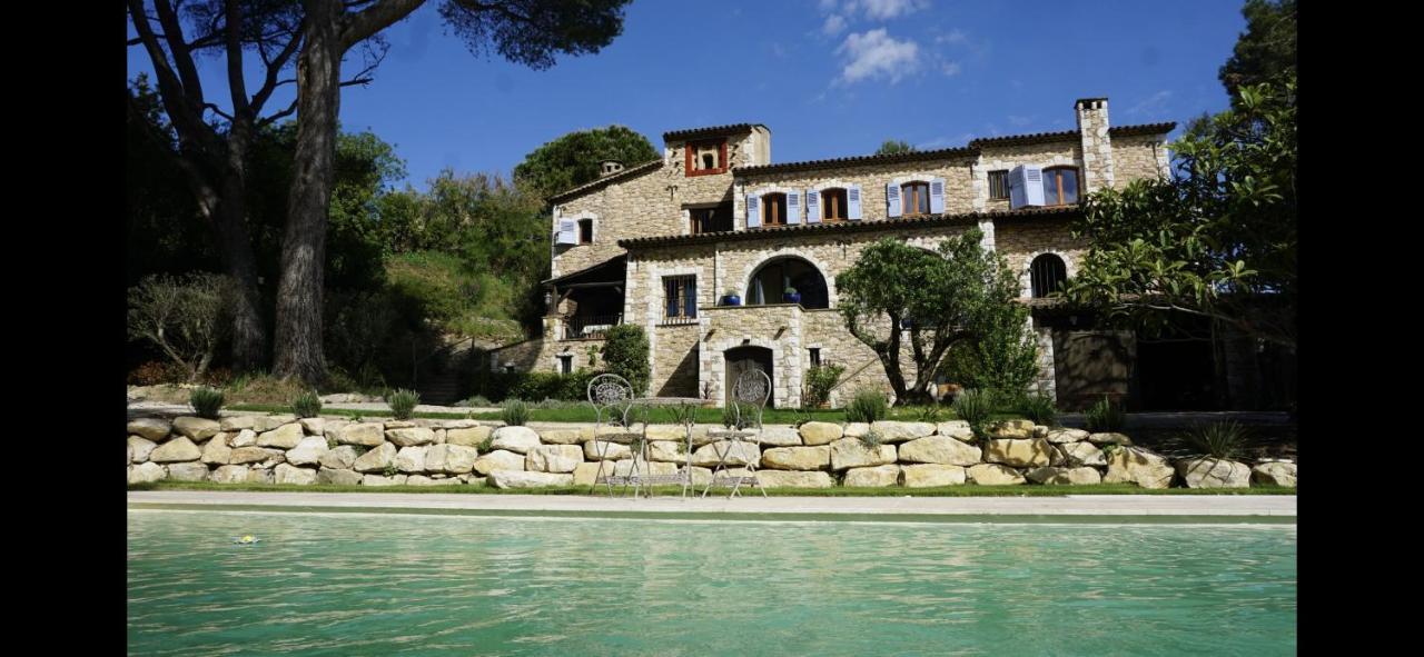 B&B Oasis Des Lavandes - Chambre Coqueliot Villeneuve-lès-Avignon Exteriör bild