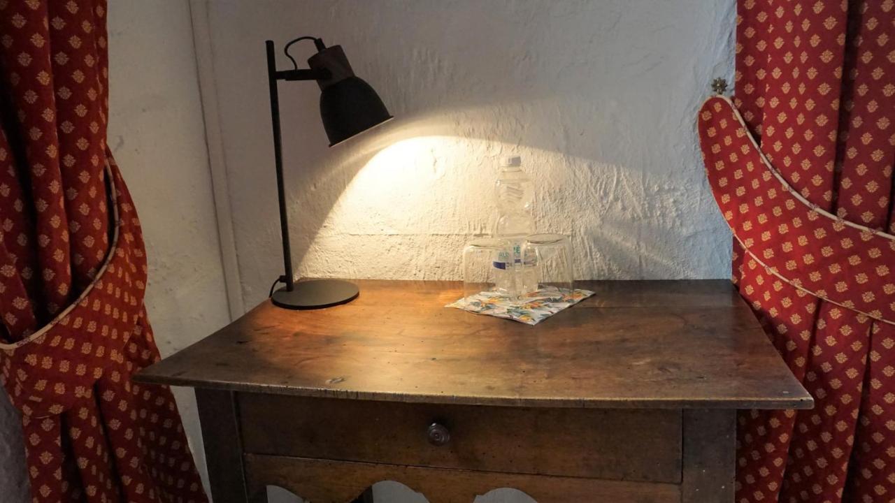 B&B Oasis Des Lavandes - Chambre Coqueliot Villeneuve-lès-Avignon Exteriör bild