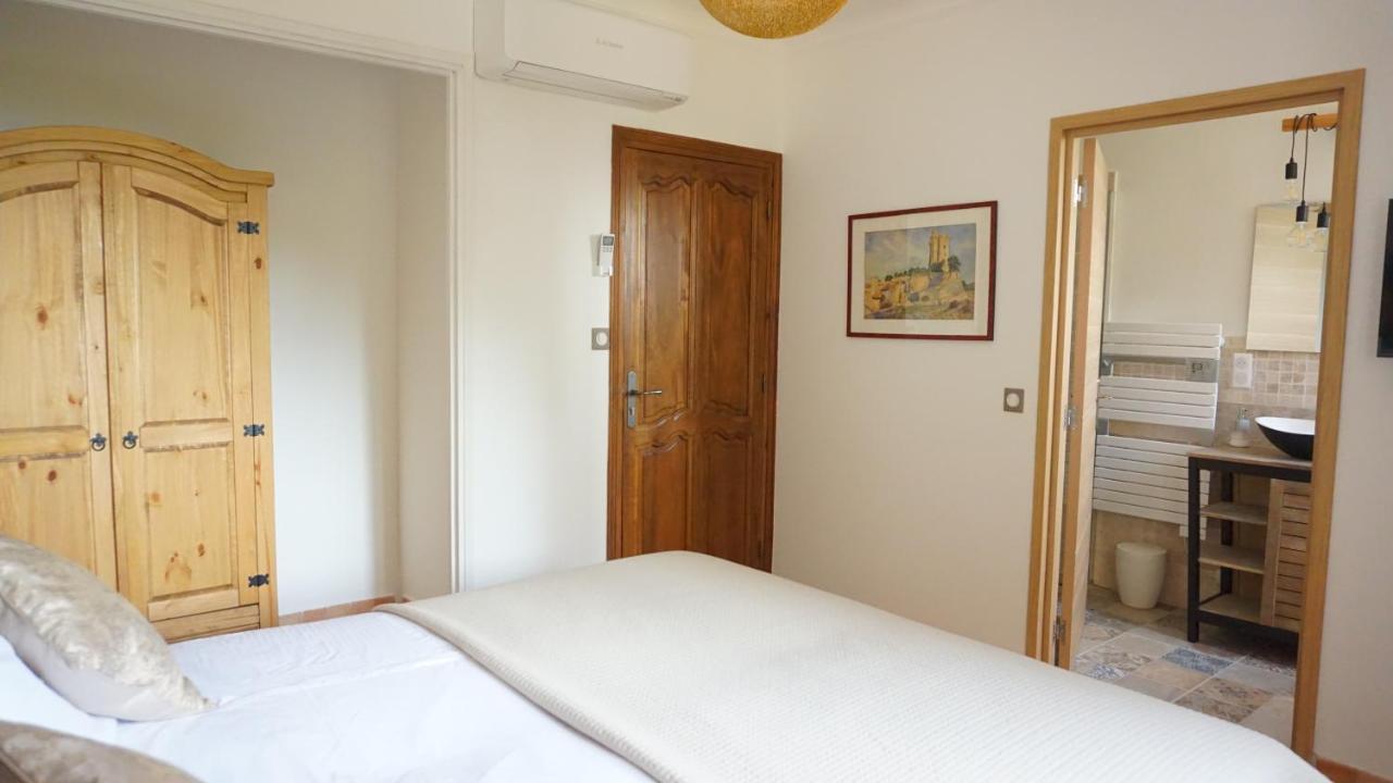 B&B Oasis Des Lavandes - Chambre Coqueliot Villeneuve-lès-Avignon Exteriör bild