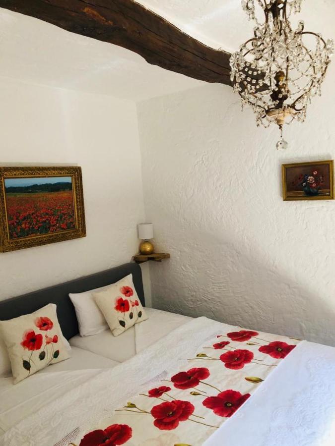 B&B Oasis Des Lavandes - Chambre Coqueliot Villeneuve-lès-Avignon Exteriör bild